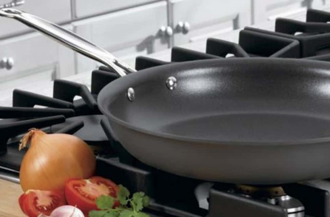 Pros And Cons Of Hard Anodized Cookware 3
