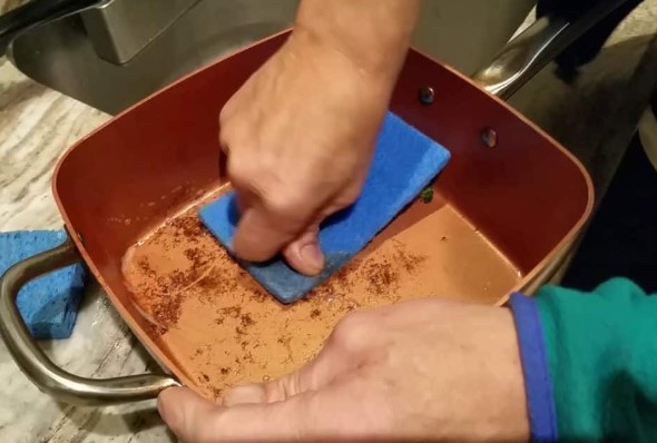 How To Season A Red Copper Pan 4